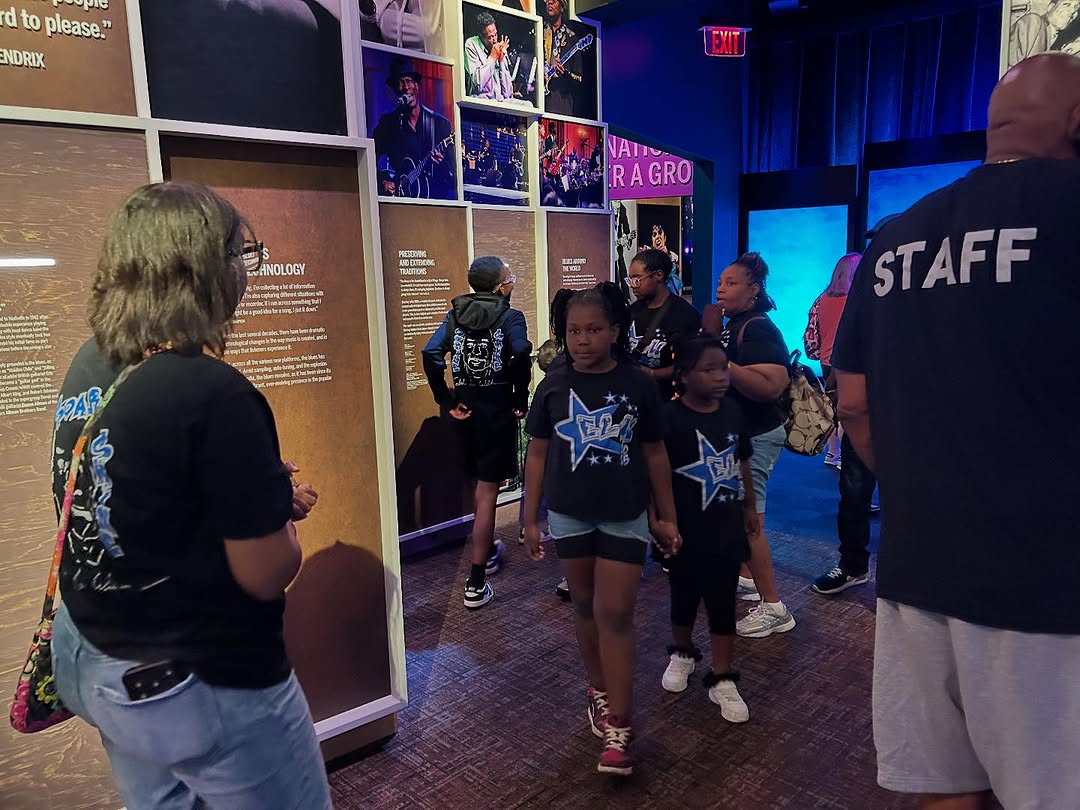 ELW youth walking through the National Museum of African American Music